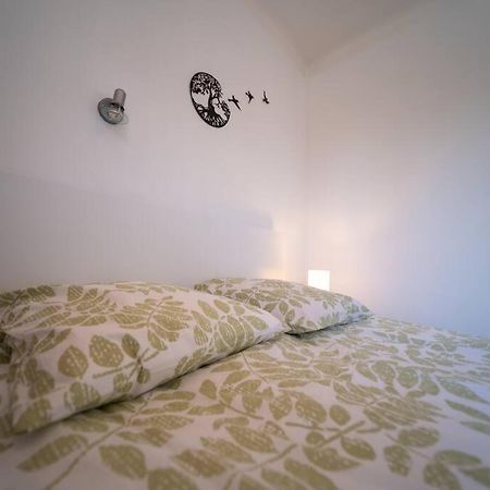 Appartement Tout Equipe Traversant 6 A 8 Couchages Marseille Bagian luar foto