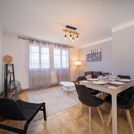 Appartement Tout Equipe Traversant 6 A 8 Couchages Marseille Bagian luar foto