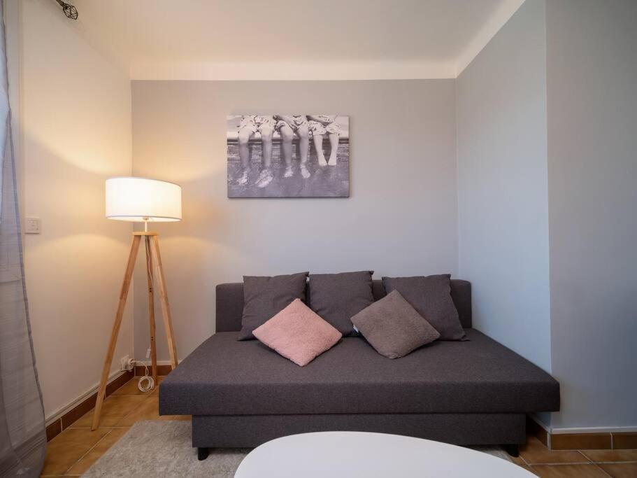 Appartement Tout Equipe Traversant 6 A 8 Couchages Marseille Bagian luar foto